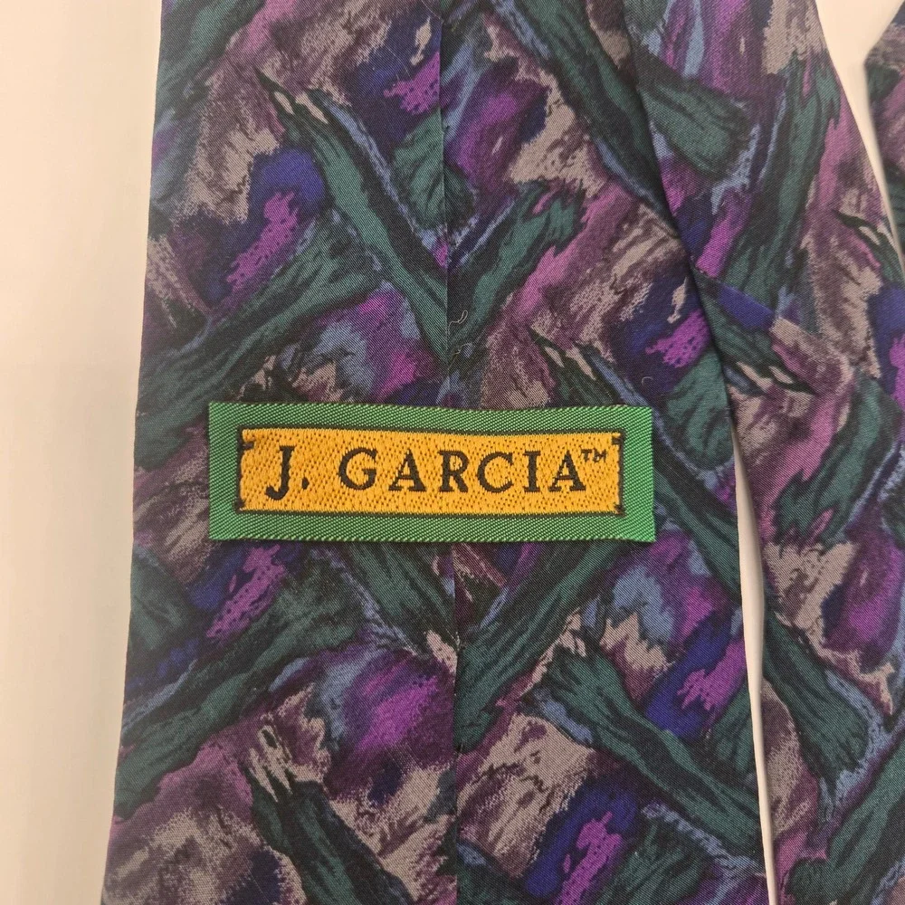 J Garcia By Stonehenge 100 % silk abstract tire purple green artistic (A1)